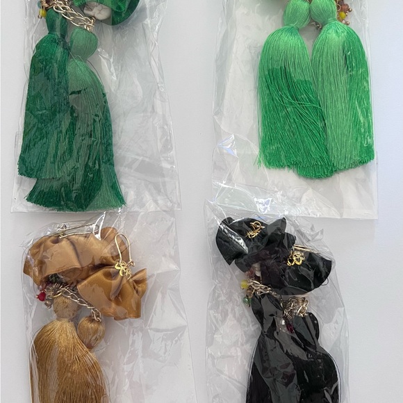 HALLOWEEN DAY OF THE DEAD LADY SKELETON Tassel DANGLE EARRINGS. Various Colors. - Picture 4 of 5